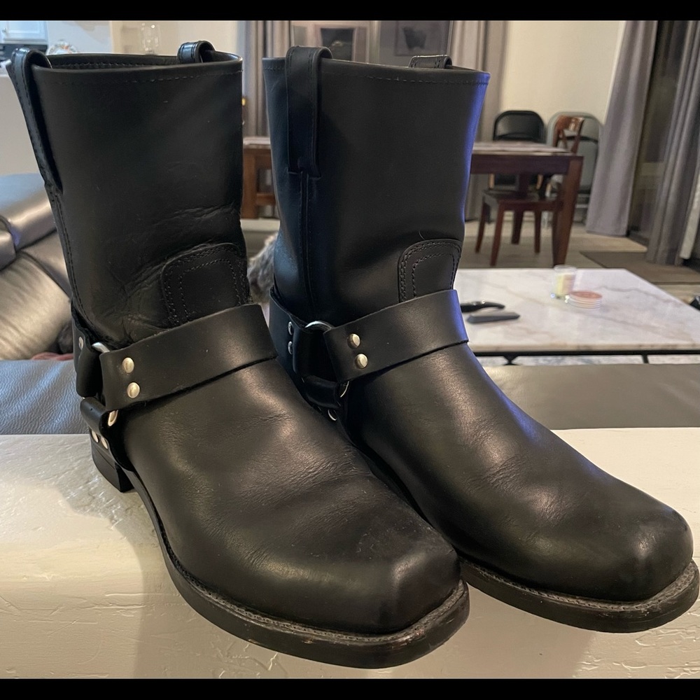 Mens Frye Boots (Harness 8r)
